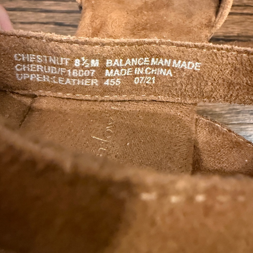 House of Harlow 1960 Tan Suede Platform Clogs with Studs Size 8.5 - Picture 14 of 16